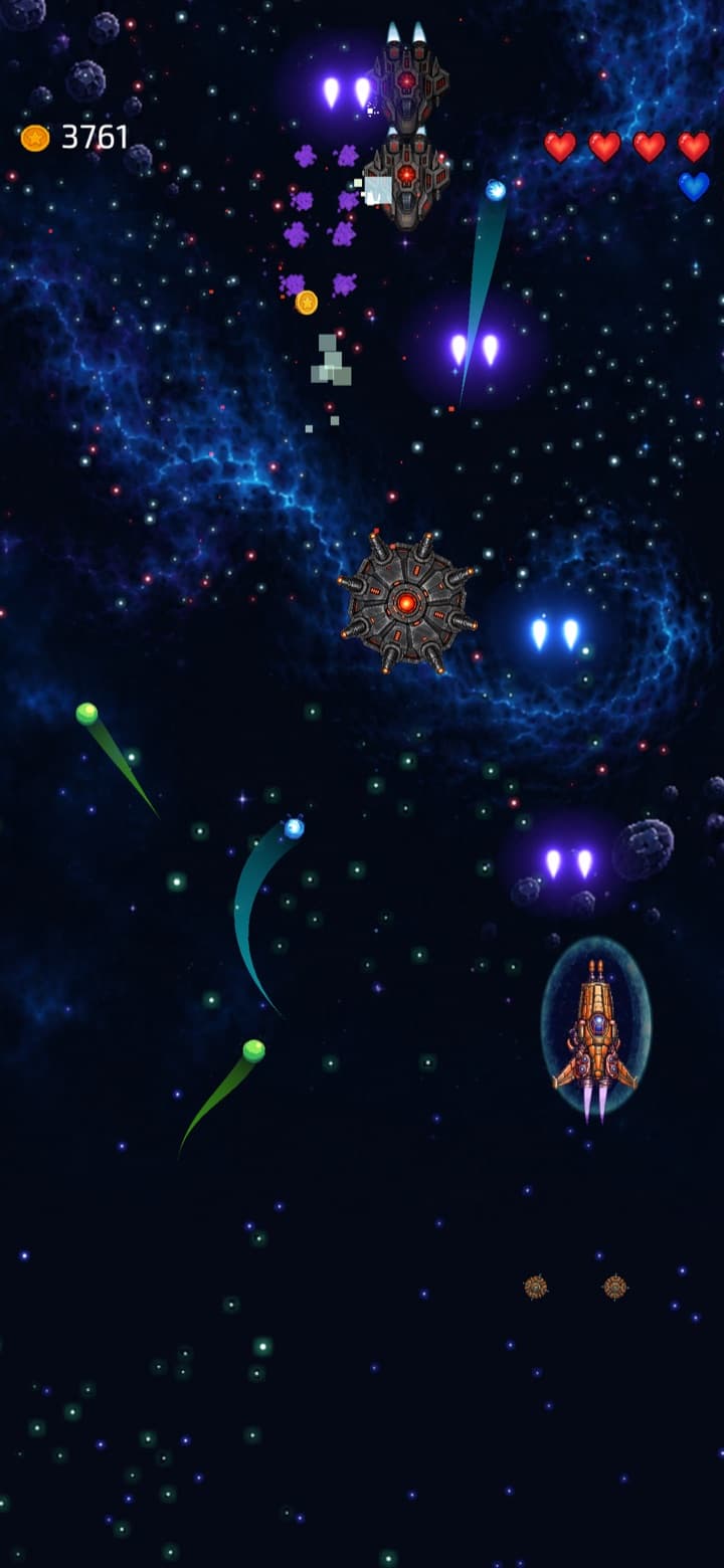 Dodging a spiked mine and enemy fighters with a shield up